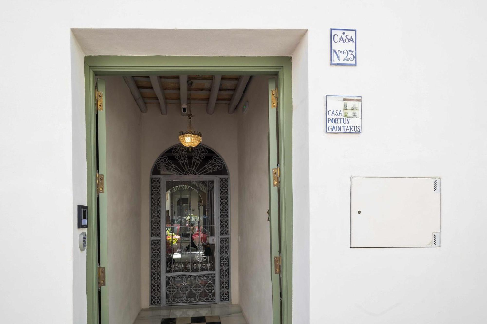 Casa Portus Gaditanus S XVIII Patio Andaluz El Puerto de Santa María Chambre photo